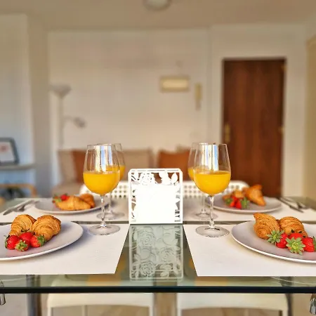 Confortable Apartamento En El Centro De Con Parking Apartment