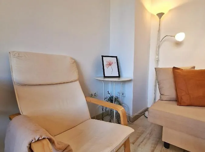 Confortable Apartamento En El Centro De Con Parking Apartmán