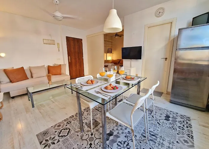 Confortable Apartamento En El Centro De Con Parking Apartmán *